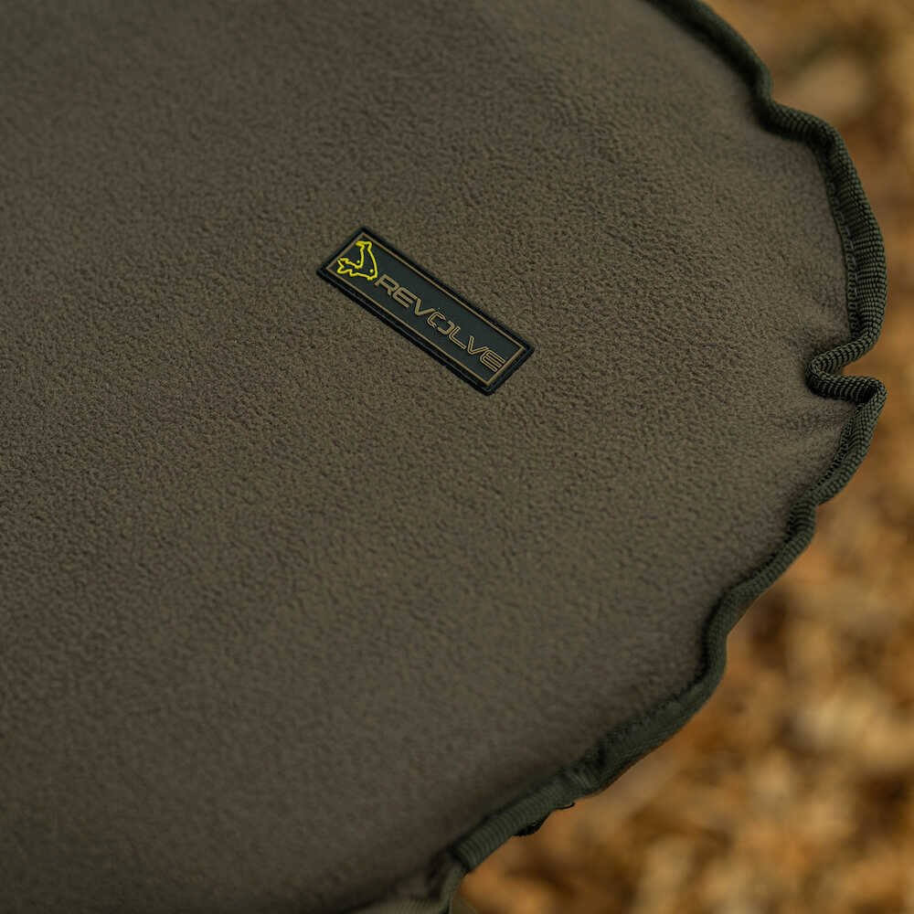 Bed Chair Avid Carp X Revolve 8 patas - Tienda Carpfishing