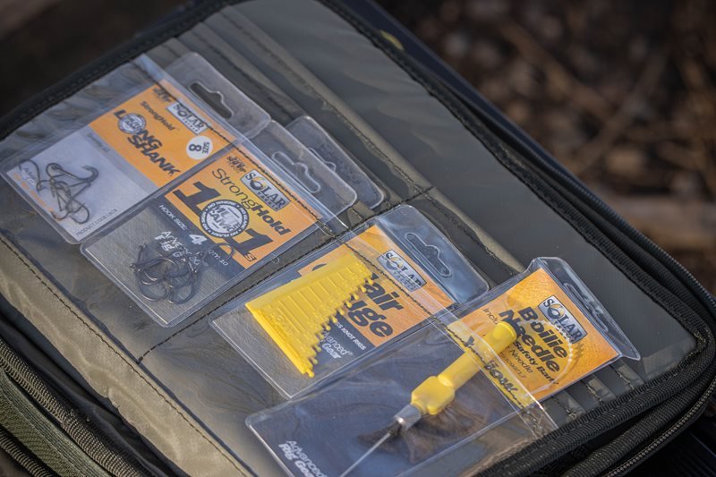 Bolso de Accesorios Solar Undercover Camo Grande - Tienda Carpfishing