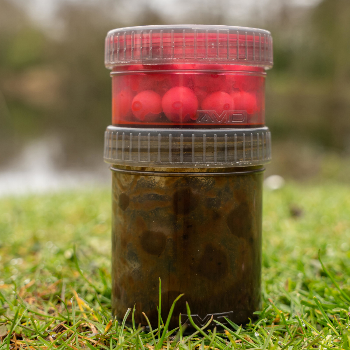 Bote para Cebos Avid Carp Pequeño - Tienda Carpfishing