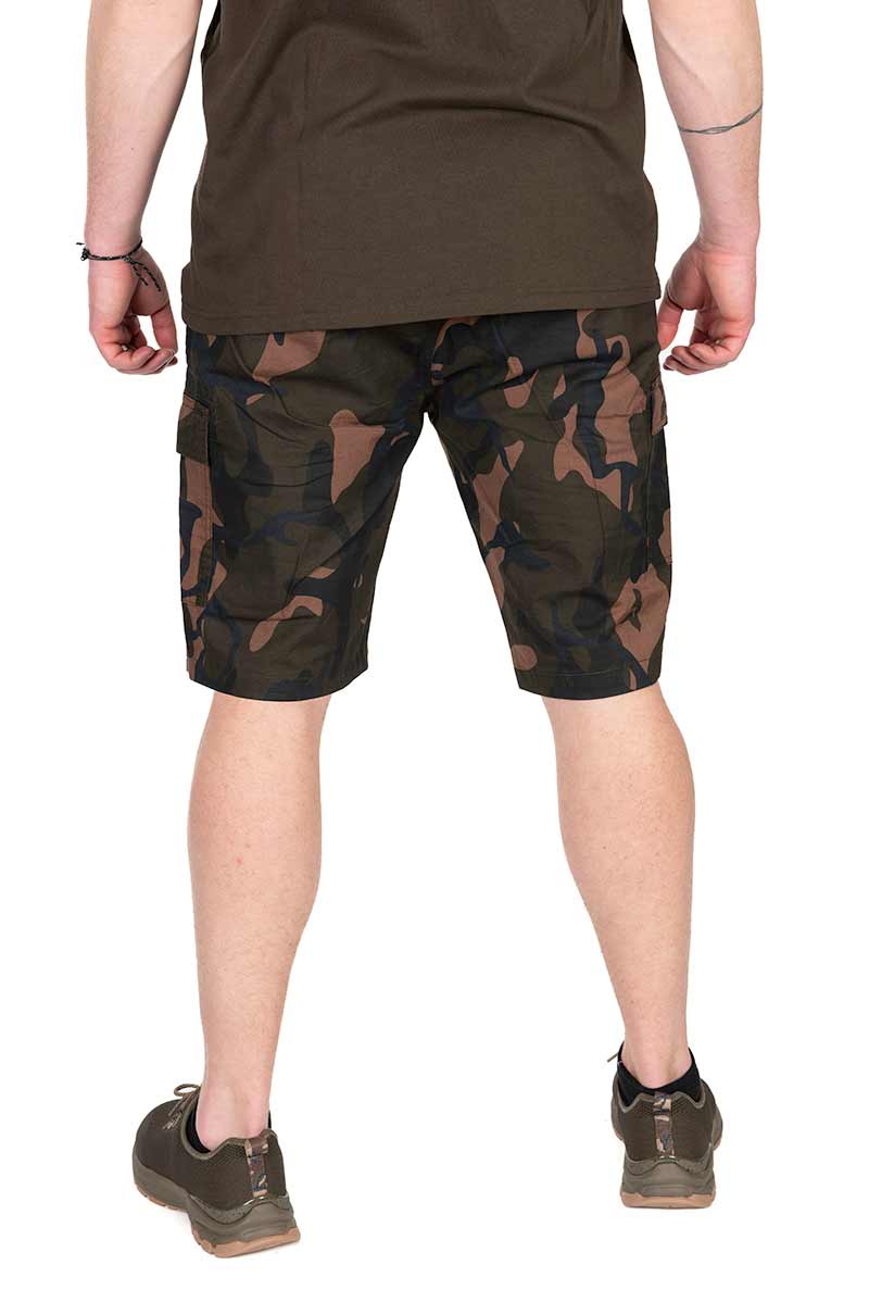 Pantalón Corto Fox LW Combat Camo - Tienda Carpfishing