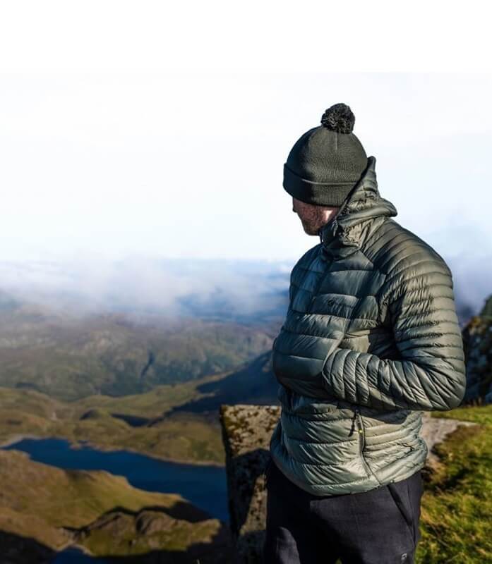 Gorro Ridge Monkey Apearel Verde con bola 3