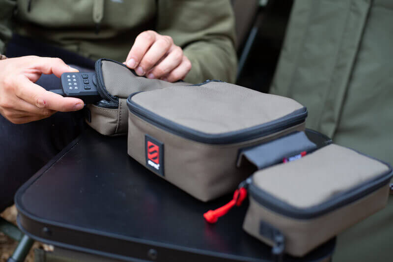 Bolso Sonik Tackle - Tienda Carpfishing