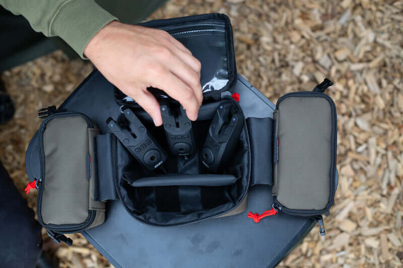 Bolso Sonik Tackle - Tienda Carpfishing