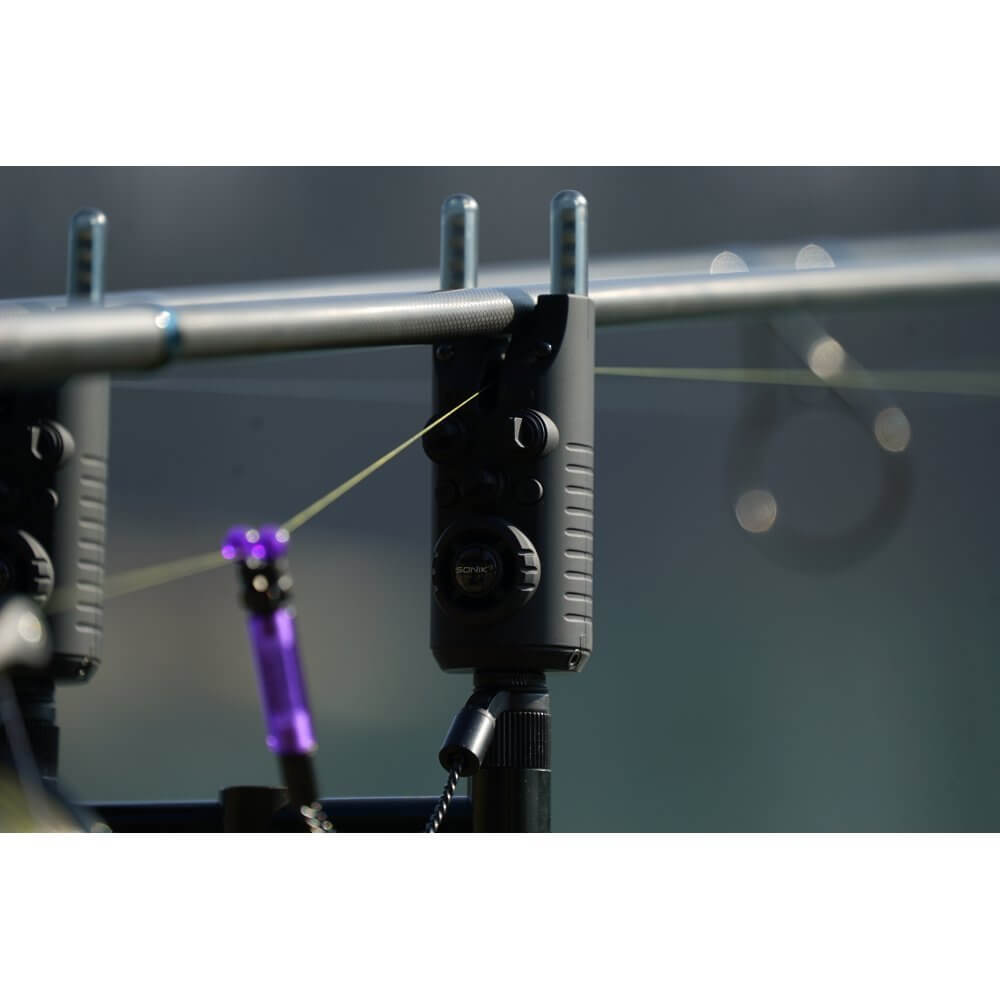 Maletín de alarmas 3+1 Sonik Gizmo2 - Tienda Carpfishing