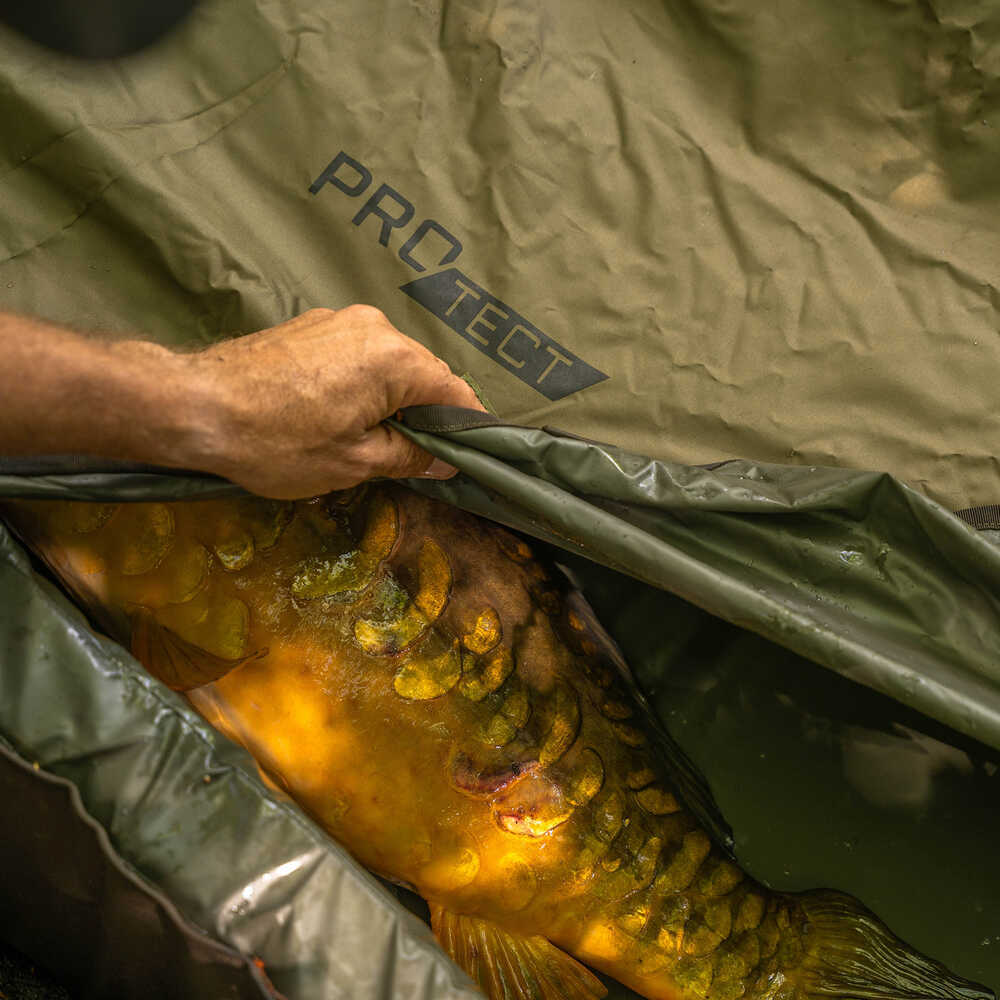 Leagăn Avid Carp PRO-Tect Deluxe Cradle