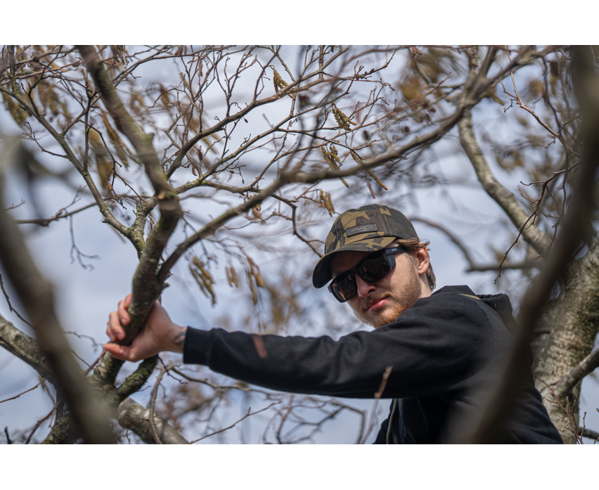 Gorra Avid Carp Distortion Camo