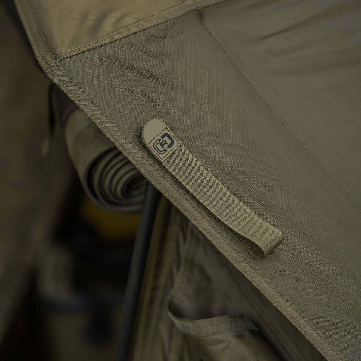 Brolly Avid Carp Revolve 60'' - Tienda Carpfishing