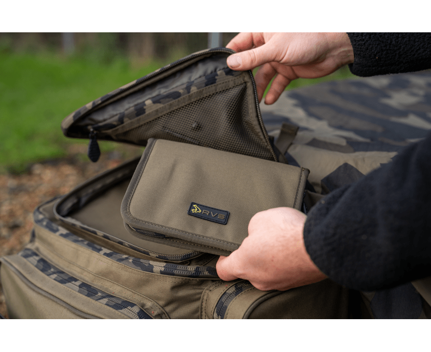 Cartera para licencia Avid Carp RVS - Tienda Carpfishing