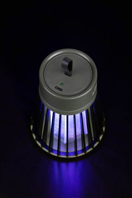 Lampara y antimosquitos Fox - Tienda Carpfishing