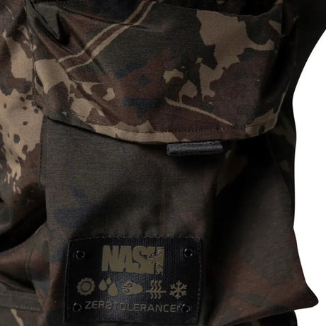 Pantalón Nash Impermeable ZT Helluva Camo - Tienda Carpfishing