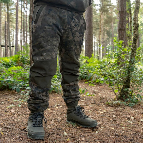 Pantalón Nash Jogger ZT Wind Chill Camo - Tienda Carpfishing