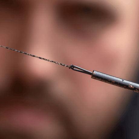 QC Swivel Bag Stems Avid Carp Outline FleckTone L - Tienda Carpfishing