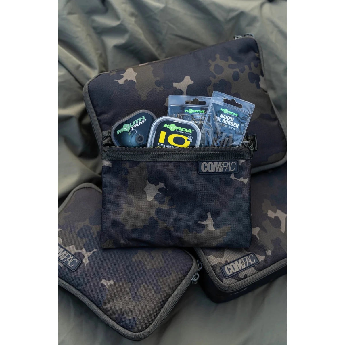 Set de carteras Korda Compac Dark Kamo - Tienda Carpfishing