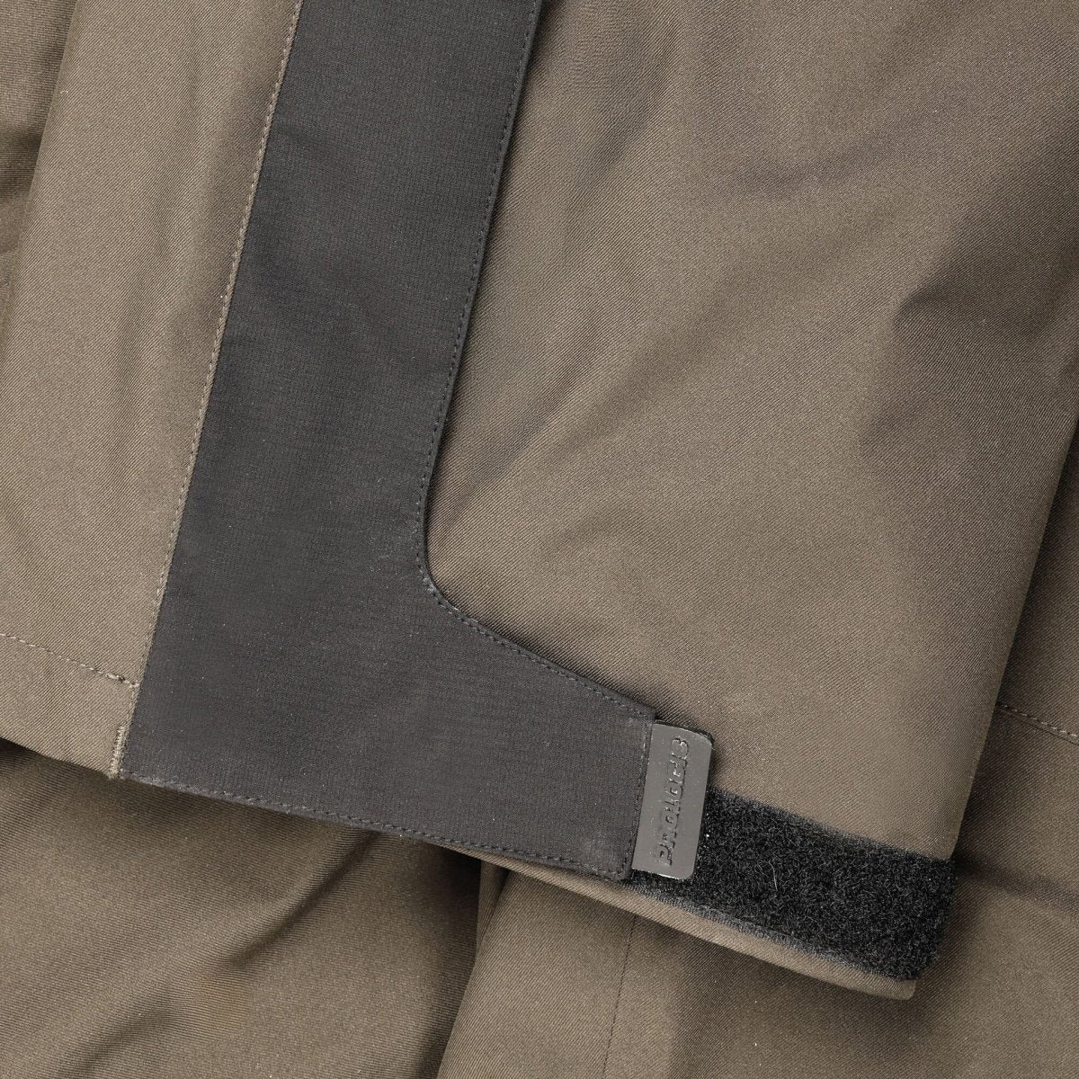Traje térmico Prologic Signature Bib/Brace - Tienda Carpfishing