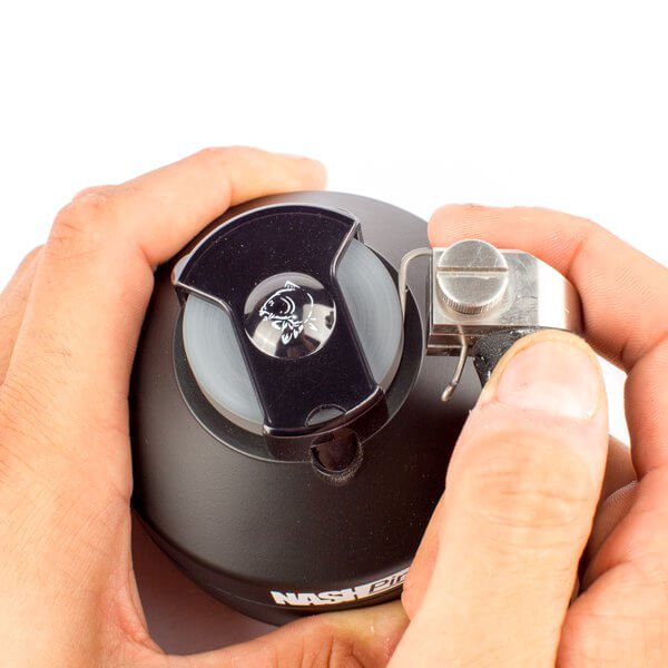 Pinpoint Hook Doctor Vice Nash - Tienda Carpfishing